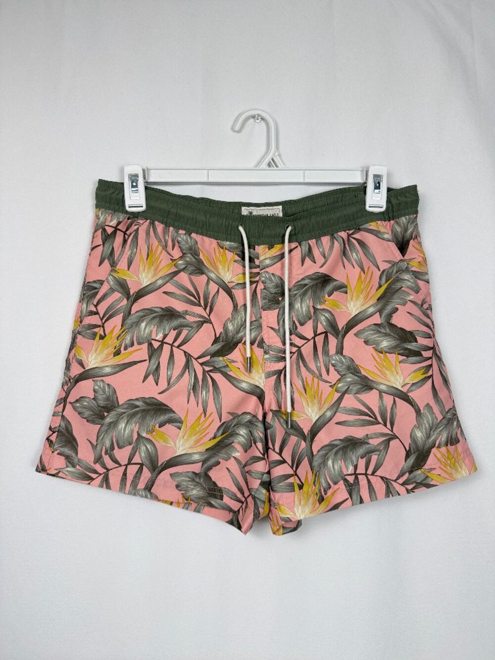 American Eagle Mens Size S Swim Trunks Board Shorts Pink Floral Leaves